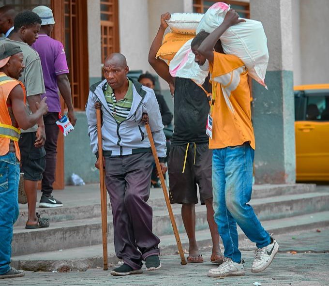 Article : Nord-Kivu : Des centaines desménages des déplacés assistés l&rsquo;ONG par women of faith